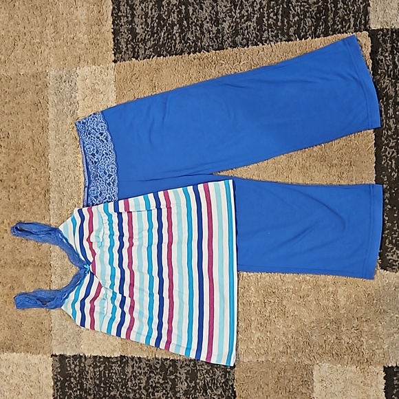 Xhilaration Other - Xhilaration Junior's Matching PJ Set - Lace Cami Tank Top & Capri Pants Sz: XS.